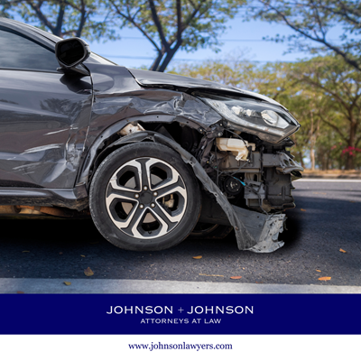 Front side of a car with severe damage after a Blythewood car accident